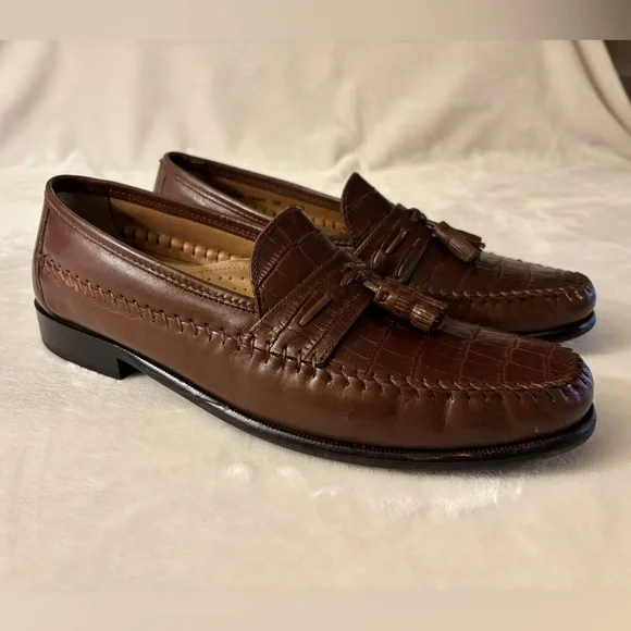 Florsheim Crocodile Pattern Brown Loafers - Picture 3 of 10